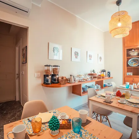 A'coffa تاورمينا