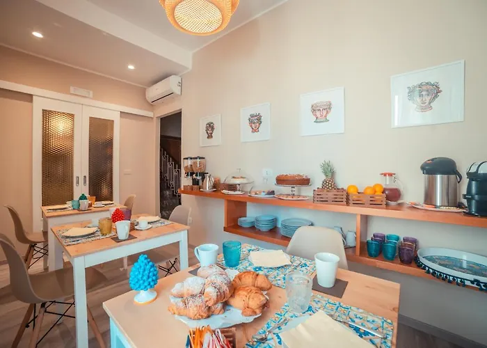 A'coffa 招待所 4*